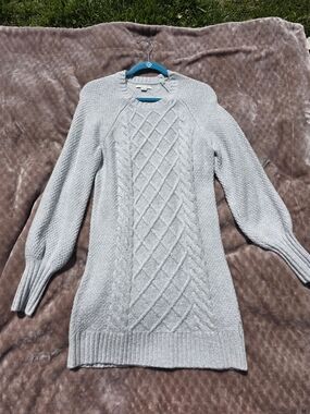 American Eagle Outfitters Light Gray Cable Knit Crewneck Sweater Dress